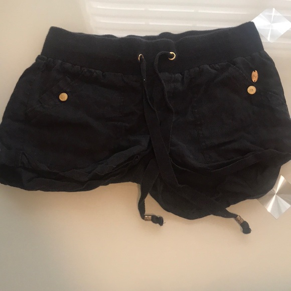 G by Guess Pants - Guess black linen shorts